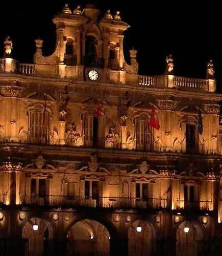 Appartement Domus Salamanca. Melchor Cano. Centro. 4 *