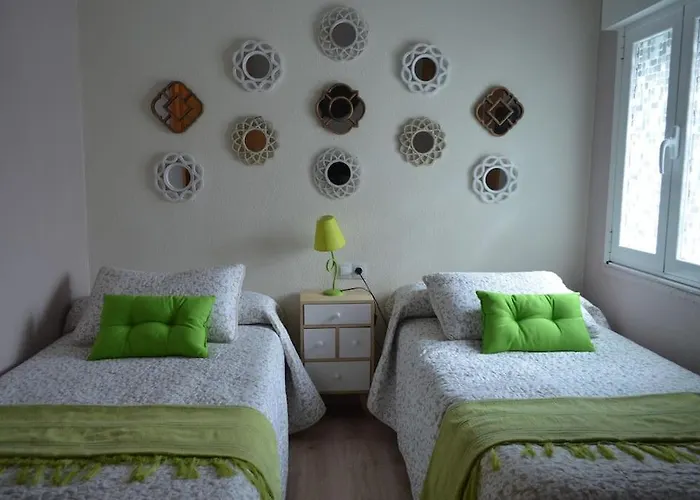 Apartment Domus Salamanca. Melchor Cano. Centro. 4 *